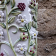 Vase droit rinceaux poly G Nouri