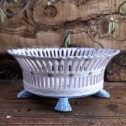 Corbeille ovale Empire sur pieds griffes Caraïbes taille 1