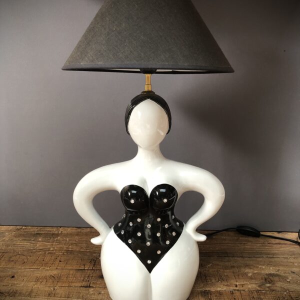 Baigneuse tresse noire