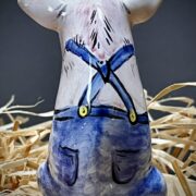 Petit cochon en salopette