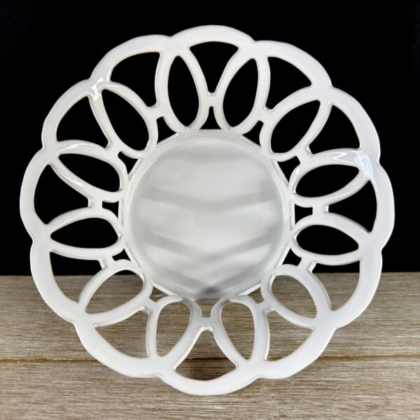 Corbeille blanche ajourage Virginie