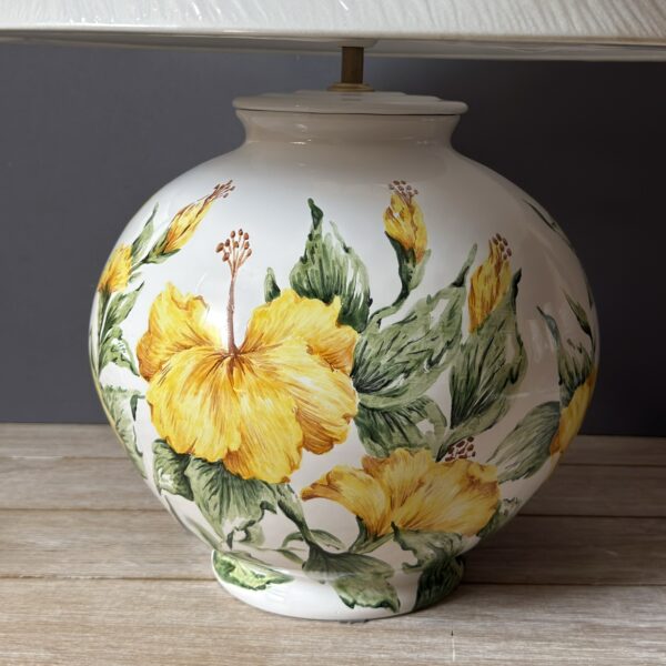 Lampe boule hibiscus